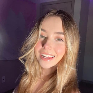 Chatkk profile of alyssahulsey from United States
