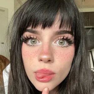 Chatkk profile of amber rose from United States