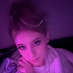 Chatkk profile of anthia from United Kingdom