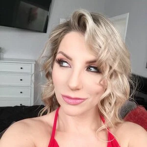 Chatkk profile of ashley fires from United States