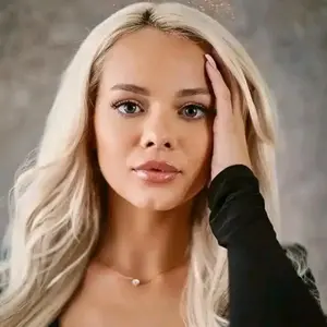 Chatkk profile of elsa jean from United Kingdom