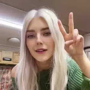 Chatkk profile of eva elfie from United States