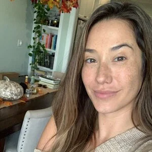 Chatkk profile of eva lovia from United Kingdom