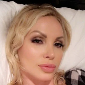 Chatkk profile of roxanne from Ghana