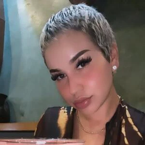 Chatkk profile of stephie brown from United Kingdom