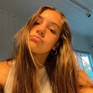 Chatkk profile of summer smith from United States